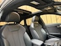 Audi A4 Avant 35 TFSI S edition Automaat | Achteruitrijcamera | Apple CarPlay/Android Auto | Cruise & climate control | Elektrisch glazen panorama-dak | Getint glas | Parkeersensoren voor en achter | Sportstuur | Zwart optiek pakket