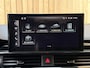 Audi A4 Avant 35 TFSI S edition Automaat | Achteruitrijcamera | Apple CarPlay/Android Auto | Cruise & climate control | Elektrisch glazen panorama-dak | Getint glas | Parkeersensoren voor en achter | Sportstuur | Zwart optiek pakket
