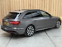 Audi A4 Avant 35 TFSI S edition Automaat | Achteruitrijcamera | Apple CarPlay/Android Auto | Cruise & climate control | Elektrisch glazen panorama-dak | Getint glas | Parkeersensoren voor en achter | Sportstuur | Zwart optiek pakket