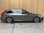 Audi A4 Avant 35 TFSI S edition Automaat | Achteruitrijcamera | Apple CarPlay/Android Auto | Cruise & climate control | Elektrisch glazen panorama-dak | Getint glas | Parkeersensoren voor en achter | Sportstuur | Zwart optiek pakket