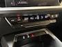Audi A3 Limousine 30 TFSI Business edition Automaat | Apple CarPlay/Android Auto | Cruise & climate control | Getint glas | LED matrix koplampen | Lichtmetalen velgen | Navigatiesysteem | Sportvelgen | Parkeersensoren achter