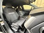 Audi A3 Limousine 30 TFSI Business edition Automaat | Apple CarPlay/Android Auto | Cruise & climate control | Getint glas | LED matrix koplampen | Lichtmetalen velgen | Navigatiesysteem | Sportvelgen | Parkeersensoren achter