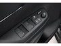 Toyota Yaris Cross 1.5 Hybrid 115 First Edition | Dodehoek detectie | Stoel-/stuurverwarming | Verwarmbare voorruit | Adaptive Cruise | Parkeersensoren voor/achter | Apple Carplay / Android Auto | Keyless | 17 inch