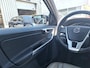 Volvo XC60 2.0 T5 FWD Polar+ | Rijklaar | NL-Auto | Automaat | Trekhaak | Camera | Climate Control | Cruise Control | Lederen Bekleding | Stoelverwarming | Parkeersensoren |