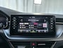 Skoda Kamiq 1.0 TSI 110pk Business Edition LED Panoramadak Trekhaak Stoelverwarming DAB+