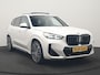 BMW iX1 xDrive30 M Sport 313pk Dealer O.H. | Trekhaak Af Fabriek | Panodak | 360 Camera | Head Up | Lederen Sportstoelen Memory & Verwarmd | Stuur Verwarmd | Keyless | Sfeerverlichting | Apple Carplay | Navigatie | DAB | 20"L.M