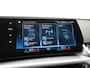 BMW iX1 xDrive30 M Sport 313pk Dealer O.H. | Trekhaak Af Fabriek | Panodak | 360 Camera | Head Up | Lederen Sportstoelen Memory & Verwarmd | Stuur Verwarmd | Keyless | Sfeerverlichting | Apple Carplay | Navigatie | DAB | 20"L.M
