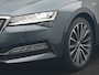 Skoda Superb Combi 1.4 TSI iV Laurin & Klement PHEV 218pk Dealer O.H. | Trekhaak Af Fabriek | Panodak | Adaptive Cruise | 360 Camera | Canton Audio | Lederen Comfortstoelen Massage & Ventilatie & Memory | Crystal LED | Stoelen & Stuur Verwarmd | Keyless | Blis | Plug In Hybrid |