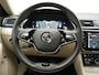 Skoda Superb Combi 1.4 TSI iV Laurin & Klement PHEV 218pk Dealer O.H. | Trekhaak Af Fabriek | Panodak | Adaptive Cruise | 360 Camera | Canton Audio | Lederen Comfortstoelen Massage & Ventilatie & Memory | Crystal LED | Stoelen & Stuur Verwarmd | Keyless | Blis | Plug In Hybrid |
