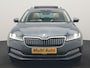 Skoda Superb Combi 1.4 TSI iV Laurin & Klement PHEV 218pk Dealer O.H. | Trekhaak Af Fabriek | Panodak | Adaptive Cruise | 360 Camera | Canton Audio | Lederen Comfortstoelen Massage & Ventilatie & Memory | Crystal LED | Stoelen & Stuur Verwarmd | Keyless | Blis | Plug In Hybrid |