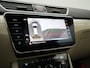 Skoda Superb Combi 1.4 TSI iV Laurin & Klement PHEV 218pk Dealer O.H. | Trekhaak Af Fabriek | Panodak | Adaptive Cruise | 360 Camera | Canton Audio | Lederen Comfortstoelen Massage & Ventilatie & Memory | Crystal LED | Stoelen & Stuur Verwarmd | Keyless | Blis | Plug In Hybrid |