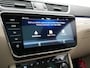 Skoda Superb Combi 1.4 TSI iV Laurin & Klement PHEV 218pk Dealer O.H. | Trekhaak Af Fabriek | Panodak | Adaptive Cruise | 360 Camera | Canton Audio | Lederen Comfortstoelen Massage & Ventilatie & Memory | Crystal LED | Stoelen & Stuur Verwarmd | Keyless | Blis | Plug In Hybrid |