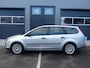 Ford Focus Wagon 1.6-16V Champion Airco Cruise Control Lmv Distr. v.v. NAP Prijspakker