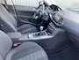 Peugeot 308 SW 1.2 PureTech Blue Lease Premium Clima, CC, PDC & Cam, Pano, LM, nw. APK – Inruil Mogelijk –