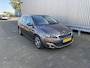 Peugeot 308 SW 1.2 PureTech Blue Lease Premium Clima, CC, PDC & Cam, Pano, LM, nw. APK – Inruil Mogelijk –