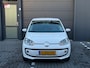 Volkswagen Up! Cruisecontrol|Parkeersensoren|Stoelverwarming