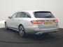 Mercedes-Benz E-klasse Estate 300 e Luxury Line PHEV 320pk Dealer O.H. | SOH 88,7% | Schuif-/kantel Dak | Adaptive Cruise | Camera | Multi Beam LED | Sportstoelen Verwarmd | Sfeerverlichting | BLIS | Apple Carplay | Widescreen Navi | DAB | Plug In Hybrid |