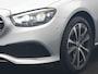 Mercedes-Benz E-klasse Estate 300 e Luxury Line PHEV 320pk Dealer O.H. | SOH 88,7% | Schuif-/kantel Dak | Adaptive Cruise | Camera | Multi Beam LED | Sportstoelen Verwarmd | Sfeerverlichting | BLIS | Apple Carplay | Widescreen Navi | DAB | Plug In Hybrid |