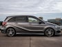 Mercedes-Benz B-klasse 180 AMG Night Edition Plus Automaat | Trekhaak | Navigatie | LED | Cruise Control | 18" | Dealeronderhouden