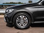 Mercedes-Benz GLC 200 Business Solution Facelift | Panoramadak | Leder | Camera | Stoelverwarming | LED | Apple Carplay/Android Auto | Dealeronderhouden