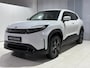 Toyota Urban Cruiser Executive 61 kWh Direct Leverbaar, JBL Geluidsysteem, Panoramadak, 19'' Lichtmetalen velgen, BTW Auto, 1e Eigenaar
