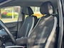 Hyundai i10 1.0 Comfort | Apple Carplay/Android Auto, Camera, Stoel + Stuurverwarming, Cruise, Climate, DAB |
