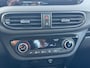 Hyundai i10 1.0 Comfort | Apple Carplay/Android Auto, Camera, Stoel + Stuurverwarming, Cruise, Climate, DAB |