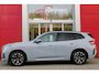 BMW X3 30e xDRIVE M-SPORT 299PK | M-SPORTPAKKET 337 MET O.A. M AERODYNAMICA PAKKET - SHADOWLINE RAAMOMLIJSTING - M-SPORT ONDERSTEL - M-INTERIEUR PAKKET - VEGANZA LEDEREN BEKLEDING - M-SPORT INTERIEURLIJSTEN - M-SPORTSTUUR - M ZWARTE HEMELBEKLEDING | PREMIUM PACK MET O.A. LENDESTEUN ELEKTRISCH VERSTELBAAR OP DE VOORSTOELEN - HARMAN KARDON PREMIUM ADIO - TRAVEL EN COMFORT SYSTEM - ADAPTIEVE FULL LED KOPLAMPEN | PROFESSIONAL PACK MET O.A. PARKING ASSISTANT PLUS - DRIVING ASSISTANT PLUS - INTERIEUR CAMERA - BMW LIVE COCKPIT PROFESSIONAL | ELEKTRISCHE VERSTELBARE SPORTSTOELEM MET GEHEUGEN EN STOELVERWARMING | COMFORT ACCES MET BMW DIGITAL KEY | ELEKTRISCH BEDIENBARE ACHTERKLEP | AMBIANCE VERLICHTING | LICHTPAKKET | VERWARMDE VOORRUITSPROEIERS | ALARMSYSTEEM KLASSE 3 | EXTRA GETINT GLAS ACHTER | HEAD UP DISPLAY | 360° CAMERA |