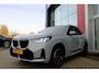 BMW X3 30e xDRIVE M-SPORT 299PK | M-SPORTPAKKET 337 MET O.A. M AERODYNAMICA PAKKET - SHADOWLINE RAAMOMLIJSTING - M-SPORT ONDERSTEL - M-INTERIEUR PAKKET - VEGANZA LEDEREN BEKLEDING - M-SPORT INTERIEURLIJSTEN - M-SPORTSTUUR - M ZWARTE HEMELBEKLEDING | PREMIUM PACK MET O.A. LENDESTEUN ELEKTRISCH VERSTELBAAR OP DE VOORSTOELEN - HARMAN KARDON PREMIUM ADIO - TRAVEL EN COMFORT SYSTEM - ADAPTIEVE FULL LED KOPLAMPEN | PROFESSIONAL PACK MET O.A. PARKING ASSISTANT PLUS - DRIVING ASSISTANT PLUS - INTERIEUR CAMERA - BMW LIVE COCKPIT PROFESSIONAL | ELEKTRISCHE VERSTELBARE SPORTSTOELEM MET GEHEUGEN EN STOELVERWARMING | COMFORT ACCES MET BMW DIGITAL KEY | ELEKTRISCH BEDIENBARE ACHTERKLEP | AMBIANCE VERLICHTING | LICHTPAKKET | VERWARMDE VOORRUITSPROEIERS | ALARMSYSTEEM KLASSE 3 | EXTRA GETINT GLAS ACHTER | HEAD UP DISPLAY | 360° CAMERA |