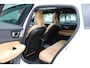 Volvo V60 T6 Automaat Plug-in hybrid AWD Plus Dark | DEMO DEAL| Panorama dak| Bowers & Wilkins Premium Audio| Verwarmde en Geventileerde voorstoelen| Stuurwielverwarming | Stoelmassage | Head-up Display | 360 camera | Trekhaak | 20" zwarte velgen | Styling kit | Zwarte logo's |