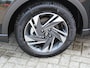 Hyundai Bayon 1.0 T-GDI Comfort Smart / Navigatie + Apple Carplay/Android Auto / Cruise Control / Achteruitrijcamera / Lichtmetalen Velgen 16" / Airco /