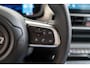 Jeep Avenger Summit 54 kWh | Tot 8 Jaar Garantie | Warmtepomp | Navigatie | Stoelverwarming | Verwarmd Voorraam | Apple Carplay & Android Auto |