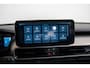 Jeep Avenger Summit 54 kWh | Tot 8 Jaar Garantie | Warmtepomp | Navigatie | Stoelverwarming | Verwarmd Voorraam | Apple Carplay & Android Auto |