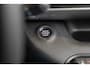 Jeep Avenger 54 kWh | Tot 8 Jaar Garantie | Warmtepomp | Navigatie | Stoelverwarming | Verwarmd Voorraam | Apple Carplay & Android Auto |