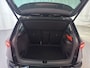 Skoda Karoq 1.5 TSI ACT Business Edition Plus Stoelverwarming Trekhaak Camera Navigatie DAB+ App-Connect