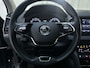 Skoda Karoq 1.5 TSI ACT Business Edition Plus Stoelverwarming Trekhaak Camera Navigatie DAB+ App-Connect