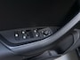 Skoda Karoq 1.5 TSI ACT Business Edition Plus Stoelverwarming Trekhaak Camera Navigatie DAB+ App-Connect