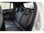 Jeep Avenger Summit 54 kWh | Tot 8 Jaar Garantie | Warmtepomp | Navigatie | Stoelverwarming | Verwarmd Voorraam | Apple Carplay & Android Auto |