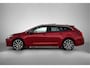 Toyota Corolla Touring Sports 2.0 Hybrid Executive | Panoramadak | JBL audio | Trekhaak | BLS | PDC | Navigatie |