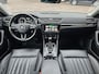 Skoda Superb Combi 1.4 TSI ACT Laurent & Klement | Automaat | LED | Trekhaak | Leder | Stoel- & stuurverwarming | Lane Assist | Blind Spot |Standkachel | Park Assist | Canton | Sfeerverlichting |