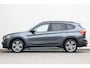 BMW X1 xDrive25i High Executive, Leder, Sportstoelen, Head-up, Navi 232pk