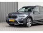 BMW X1 xDrive25i High Executive, Leder, Sportstoelen, Head-up, Navi 232pk