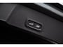 Volvo XC40 2.0 B4 Plus Dark | Trekhaak | Lichtmetalen Velgen 19 inch | Harman Kardon Audio | Achteruitrijcamera | Parkeersensoren | Keyless Entry | Elektrische Achterklep | Elektrisch Verstelbare Voorstoelen | Stoelverwarming | Google Navigatie | Apple Carplay | Android Auto