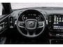 Volvo XC40 2.0 B4 Plus Dark | Trekhaak | Lichtmetalen Velgen 19 inch | Harman Kardon Audio | Achteruitrijcamera | Parkeersensoren | Keyless Entry | Elektrische Achterklep | Elektrisch Verstelbare Voorstoelen | Stoelverwarming | Google Navigatie | Apple Carplay | Android Auto