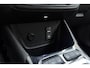 Opel Crossland 1.2 Turbo 110pk Elegance | Trekhaak | Navigatie | Achteruitrijcamera | Stoel- en stuurverwarming | Climate control | AGR Comfortstoel | Lichtmetalen velgen black