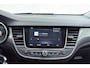 Opel Crossland 1.2 Turbo 110pk Elegance | Trekhaak | Navigatie | Achteruitrijcamera | Stoel- en stuurverwarming | Climate control | AGR Comfortstoel | Lichtmetalen velgen black