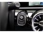 Mercedes-Benz A-klasse 250 e AMG Nightpakket, Pano, Widescreen, Distronic, Sfeerverlichting 2022