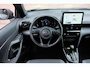 Toyota Yaris Cross 1.5 Hybrid 130pk CVT Dynamic - Apple CarPlay - Navigatiesysteem - Achteruitrijcamera  - Stoelverwarming - Climate control - Keyless entry/start
