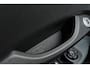 Fiat 500 Giorgio Armani Edition 42 kWh Unieke uitvoering | Panoramadak | Navigatie | Achteruitrijcamera |17" Lichtmetalen velgen | Stoelverwarming