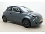 Fiat 500 Giorgio Armani Edition 42 kWh Unieke uitvoering | Panoramadak | Navigatie | Achteruitrijcamera |17" Lichtmetalen velgen | Stoelverwarming